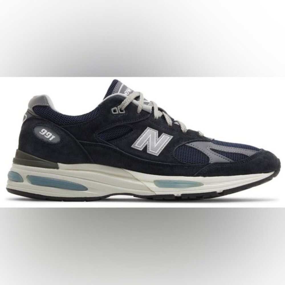 New Balance 991v2 Made in England 'Dark Navy' Men’s Size 9 Retro EUC Sneakers